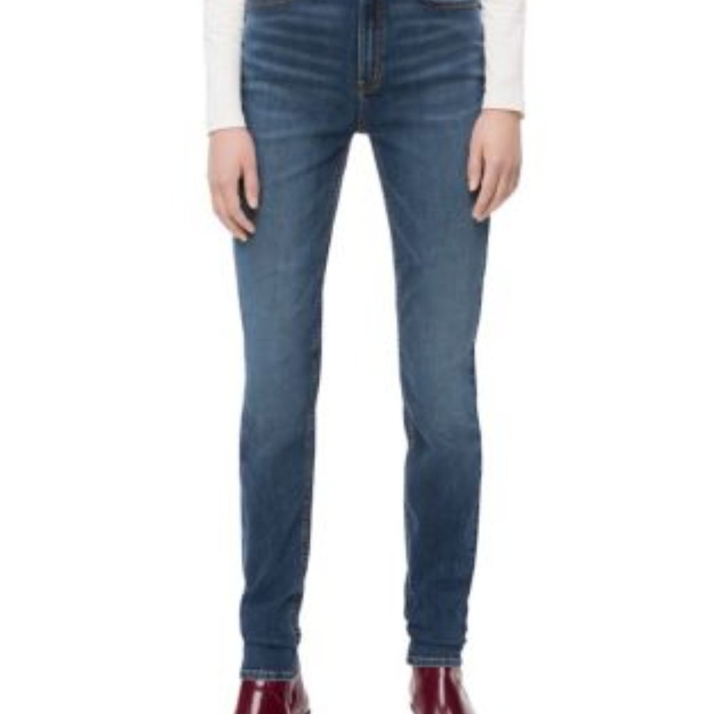 Calvin Klein Jeans